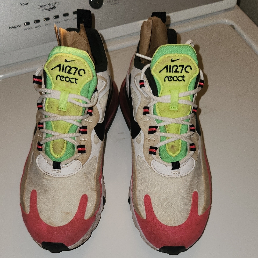Nike Air270 React with Pink and Cream Accents